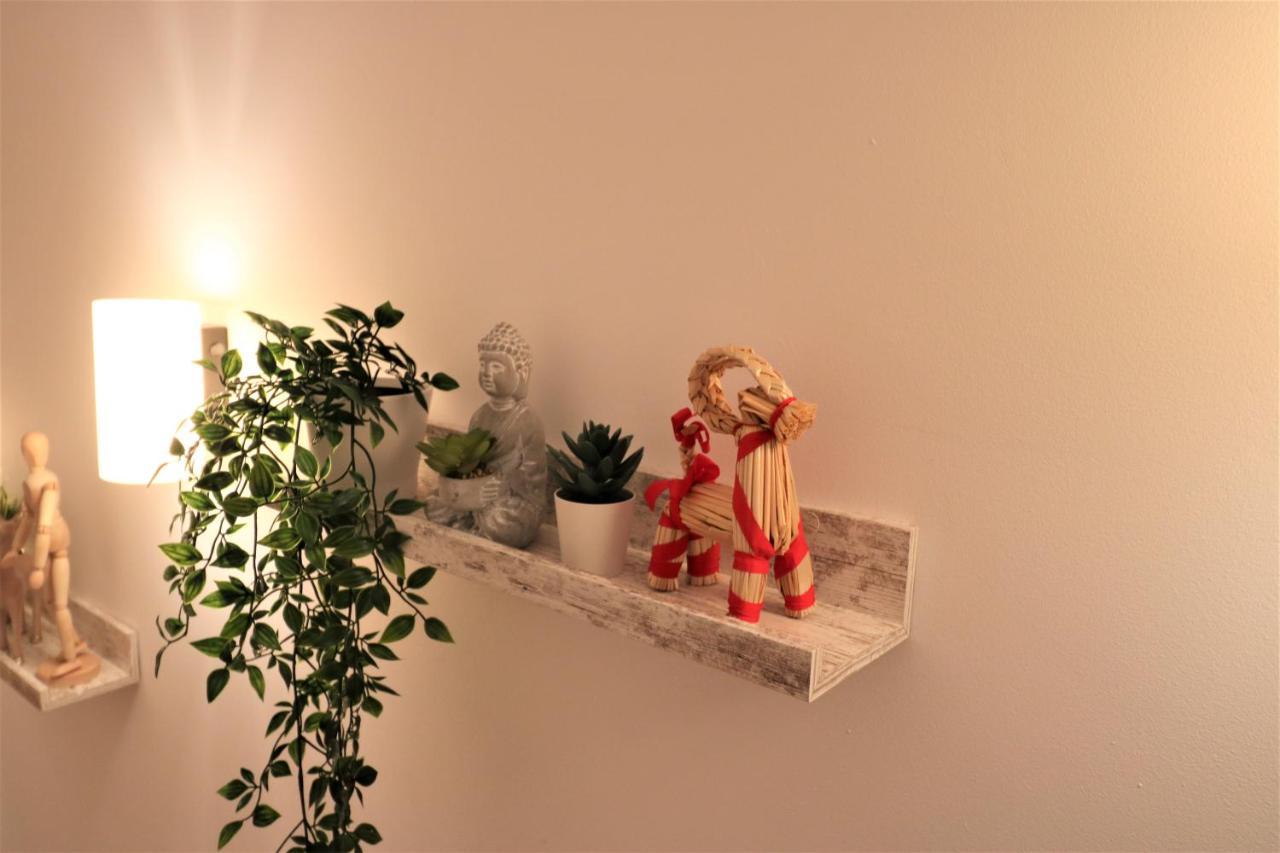 Cozy Old Town Apartment - Free Minibar Bucarest Esterno foto