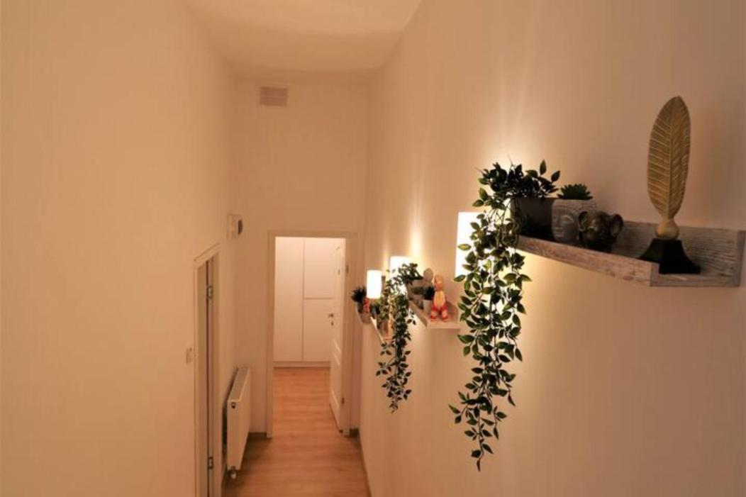 Cozy Old Town Apartment - Free Minibar Bucarest Esterno foto